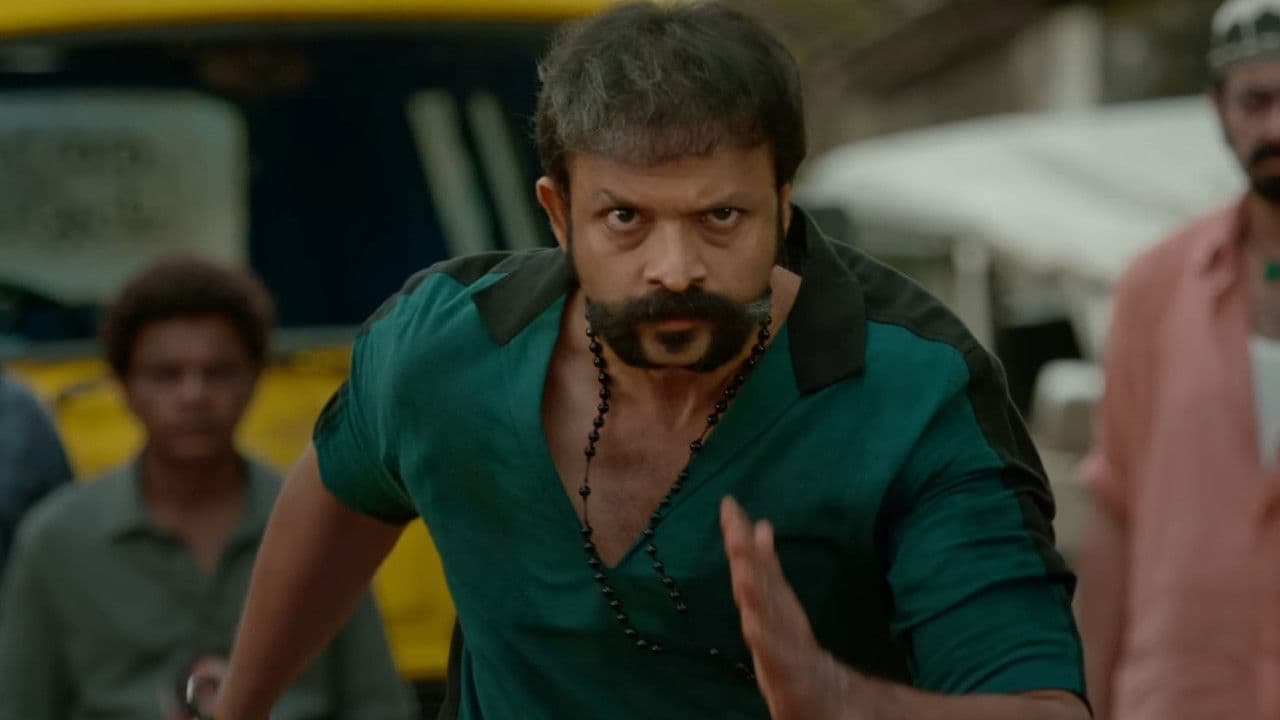 Backdrop phim Aadu 3 Part 1
