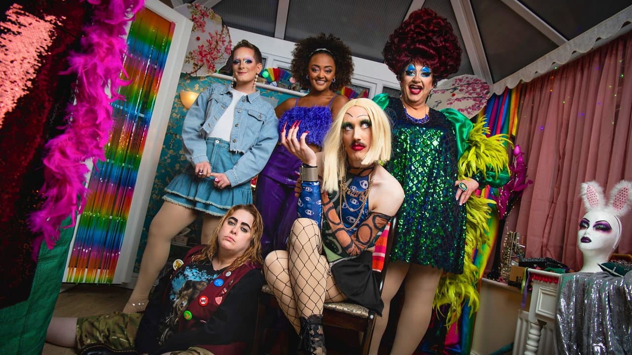 Backdrop phim Smoggie Queens (Phần 2)