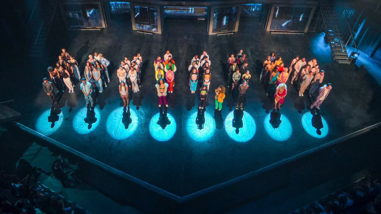 Backdrop phim Dance 100