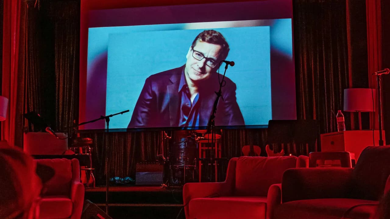 Backdrop phim Dirty Daddy: Tưởng nhớ Bob Saget