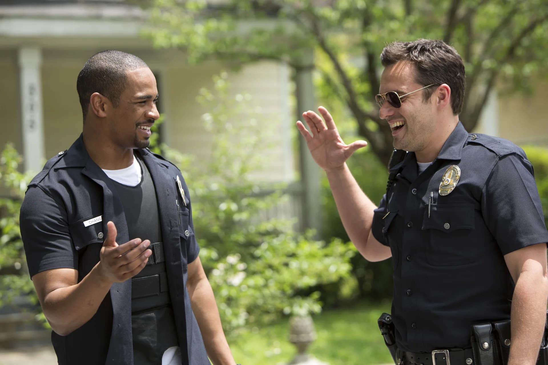 Backdrop phim Let's Be Cops