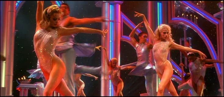 Backdrop phim Showgirls