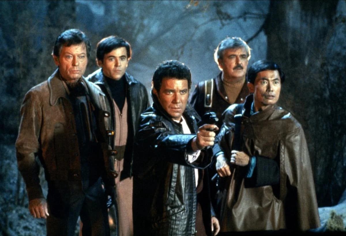 Backdrop phim Star Trek 3: Hành Trình Đi Tìm Spock