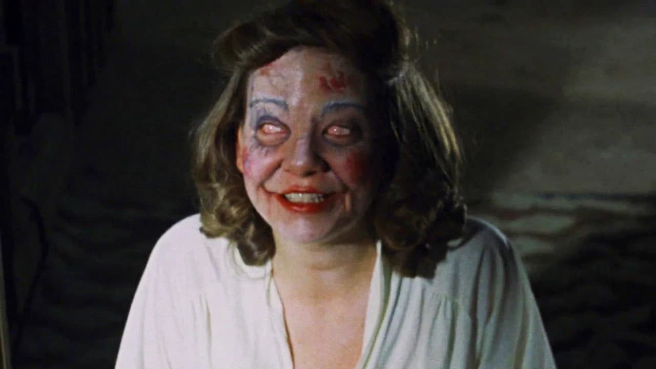 Backdrop phim The Evil Dead