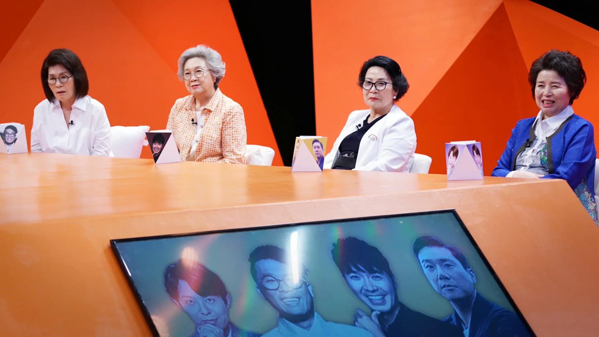 Backdrop phim Nhật Ký Của Mẹ (Show)