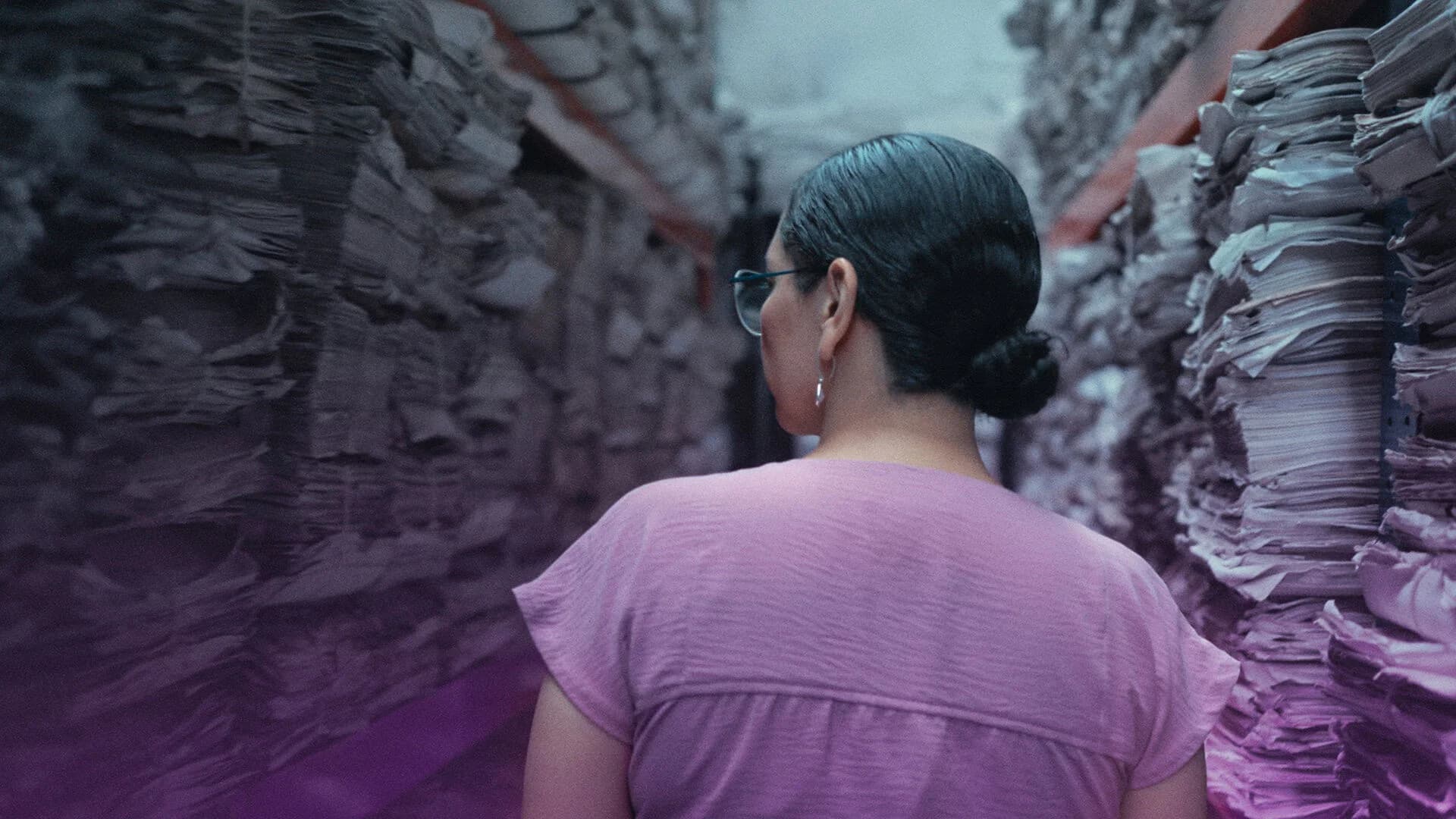 Backdrop phim Nữ Công Tố Viên Sayuri Herrera