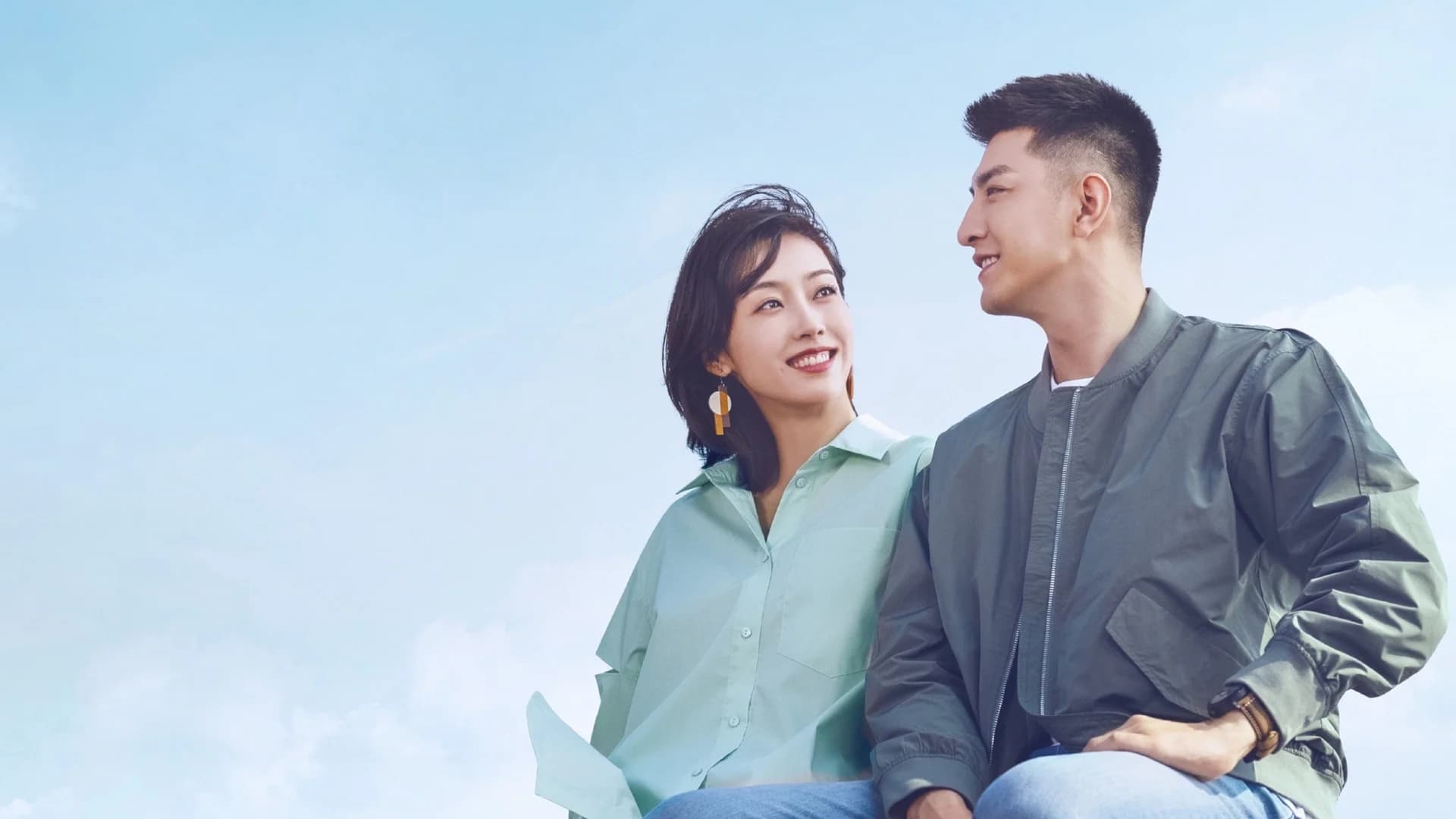 Backdrop phim Yêu Sắc Xanh Biển Cả